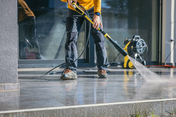 Professional Pressure Washing Services in Dunedin, FL