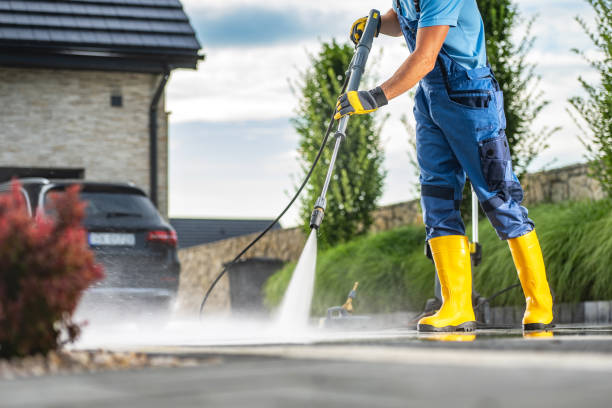 Best Patio and Deck Pressure Washing  in Dunedin, FL